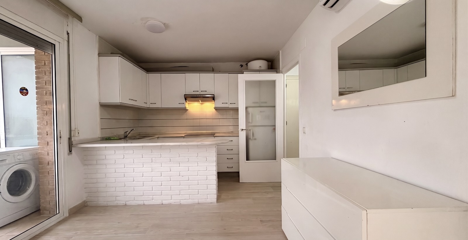 Apartment just steps from the sea in Salou