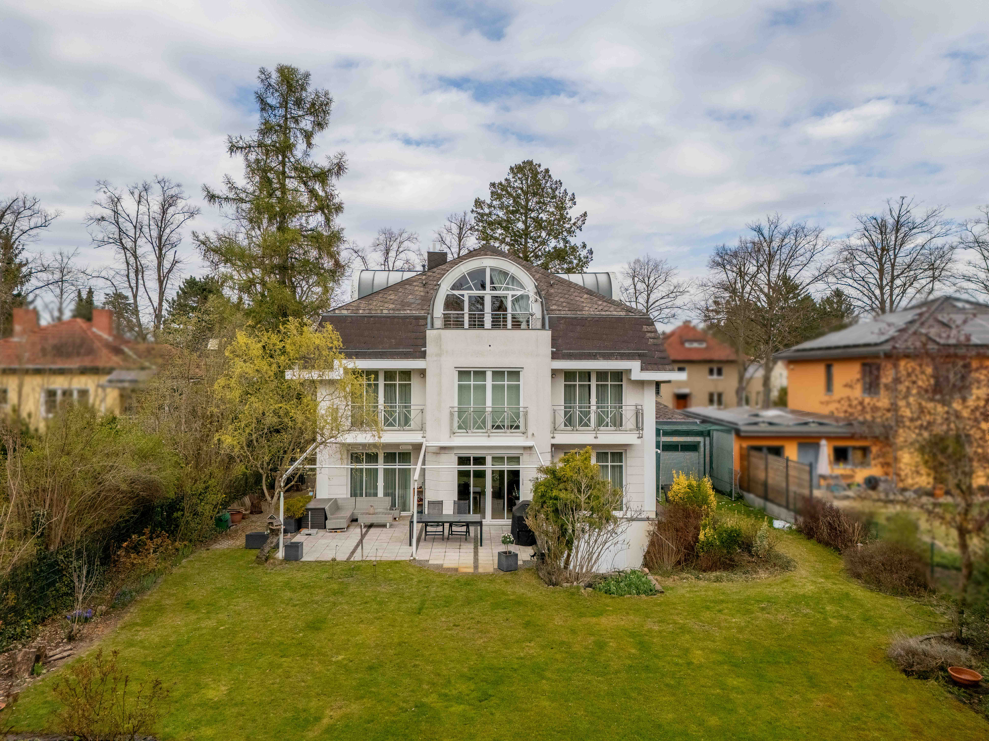 Dachgeschosswohnung mit offener Raumgestaltung