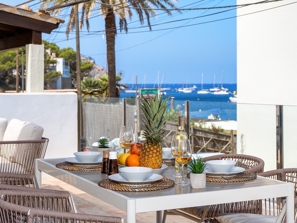 Charming Holiday Cottage in the heart of the port of Andratx