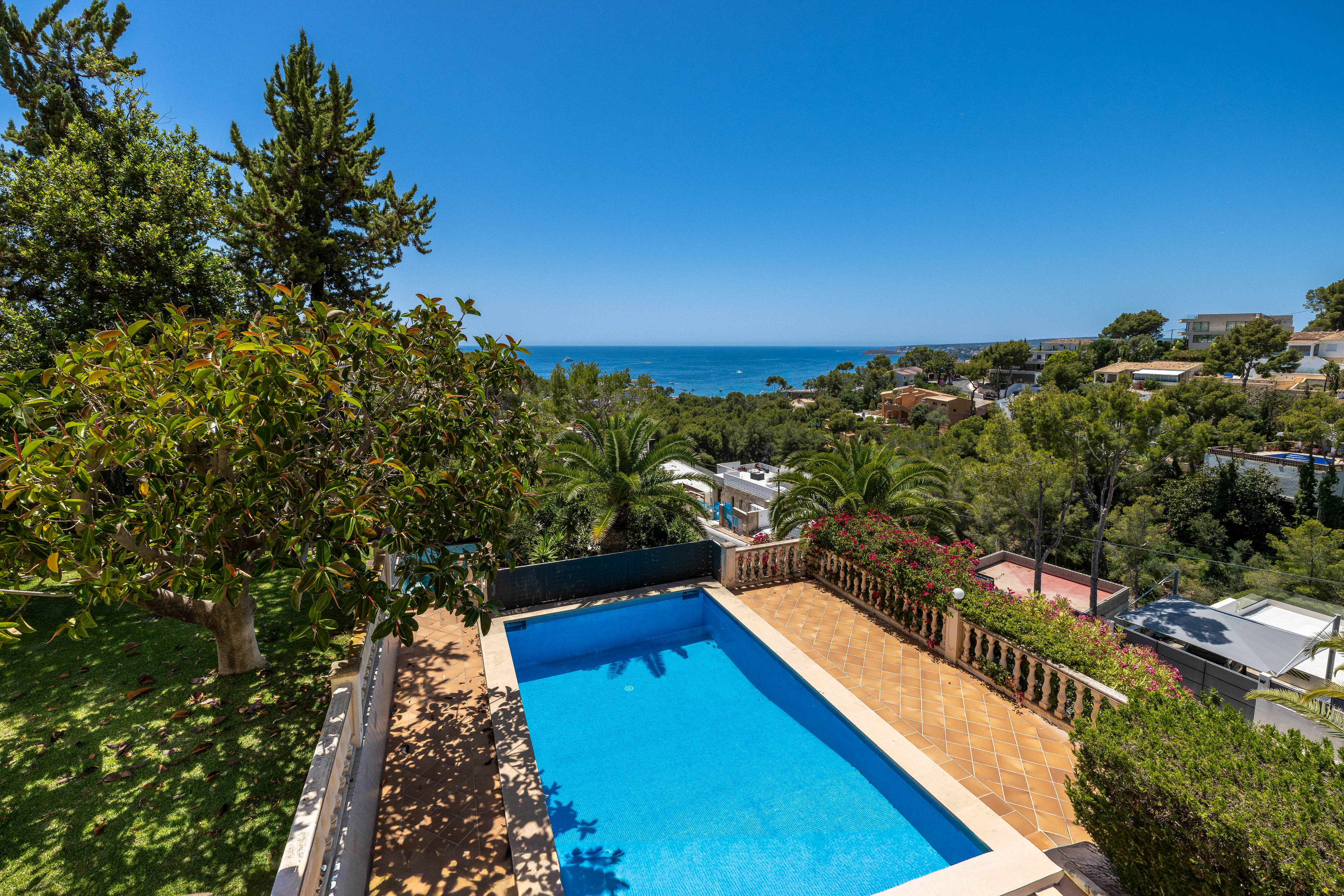 Mediterrane Villa mit Meerblick in Costa d’en Blanes