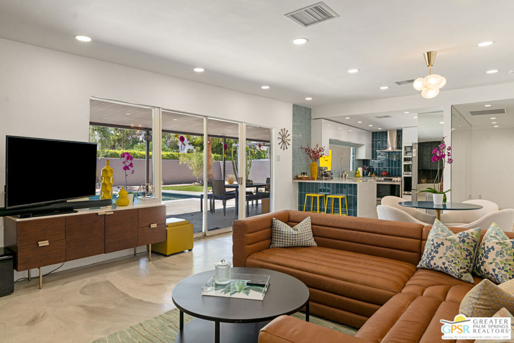 Mid-Century Lease in Central Palm Springs, Movie Colony East