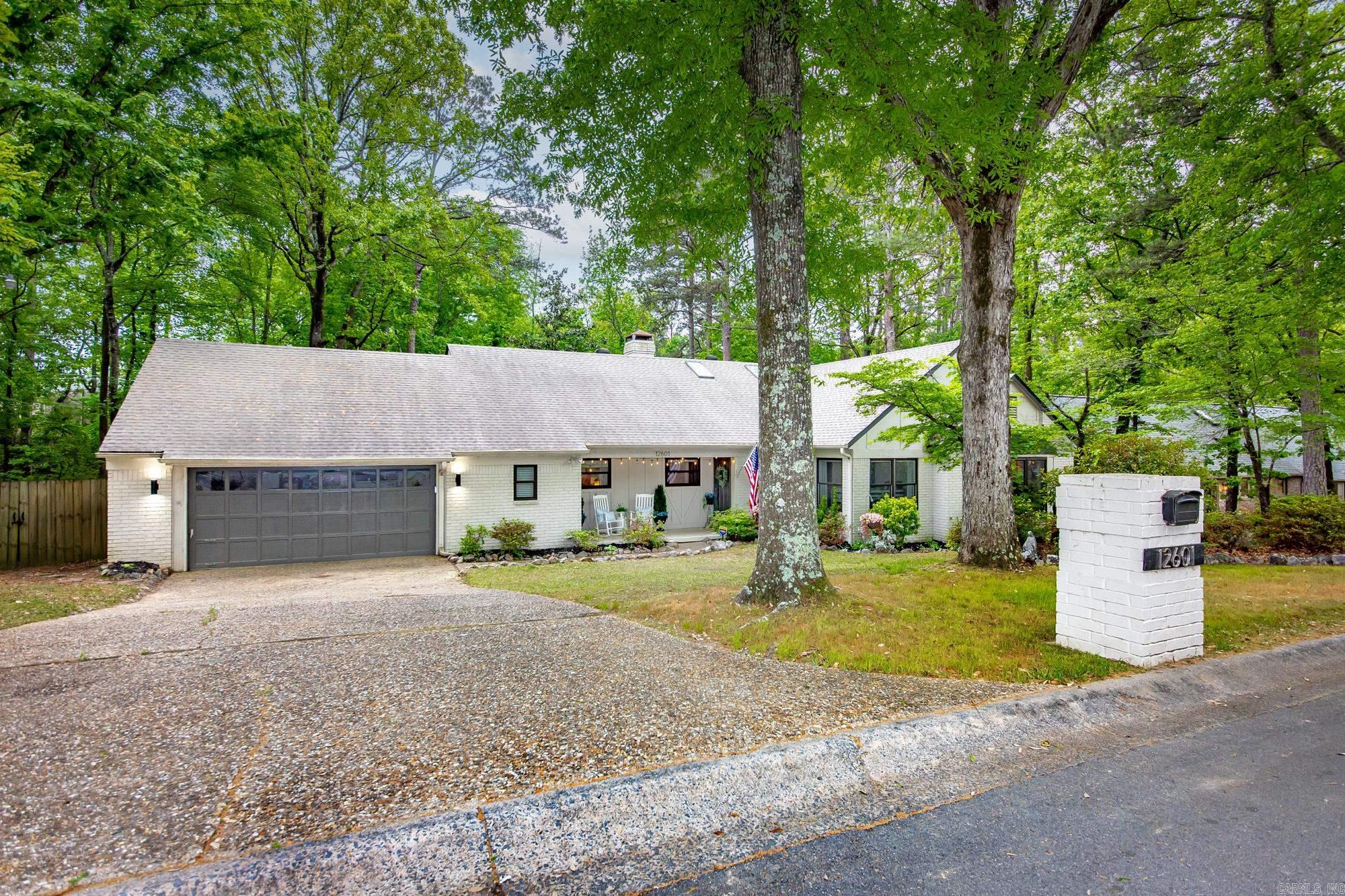 Updated, Move-In Ready Home in Saint Charles