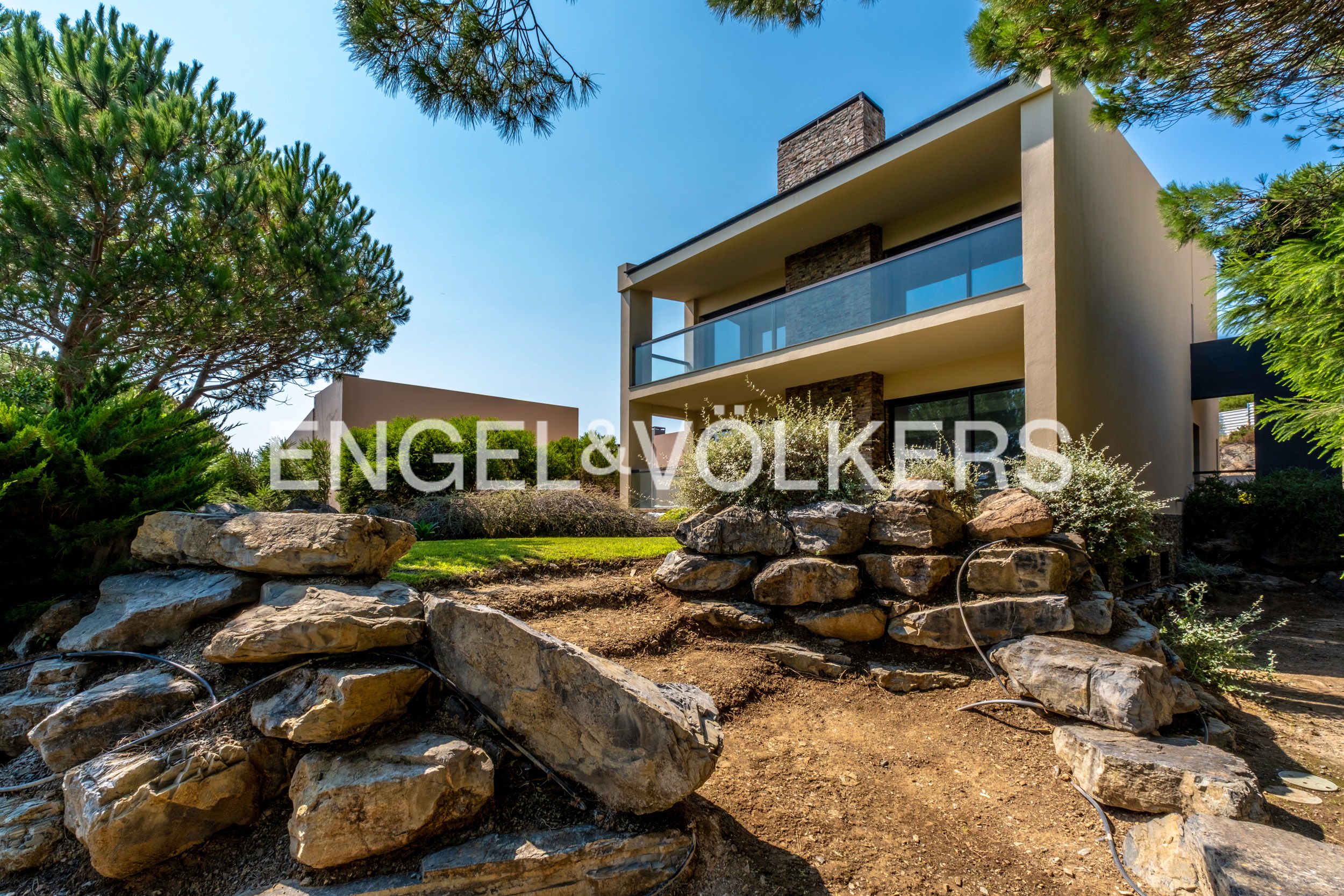 Villa with sea view in Marinha Guincho