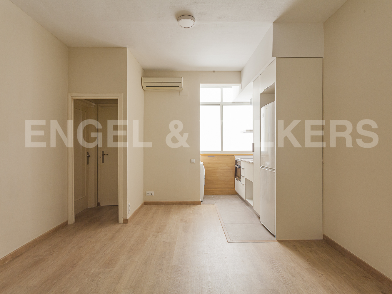 Practical three-bedroom apartment in Vila de Gràcia