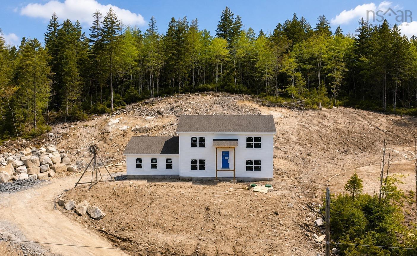 The Brody: New 3BR Split-Entry Home in Coastal Black Point