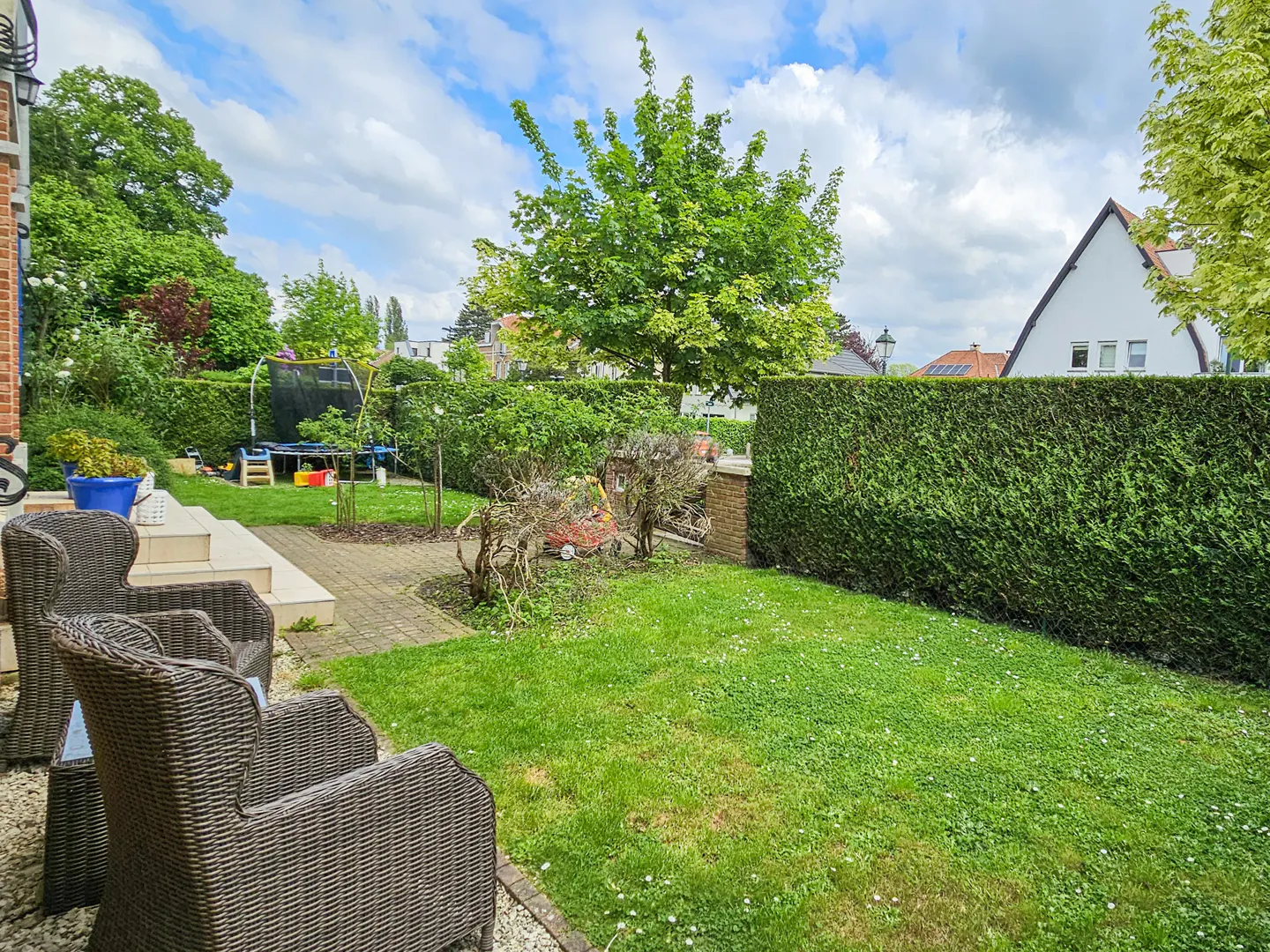 Private garden with an area of approximately 85 sqm.