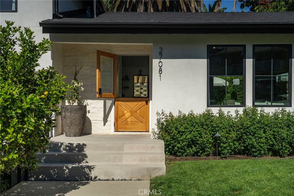 Beautifully Updated Home in Capistrano Beach, CA
