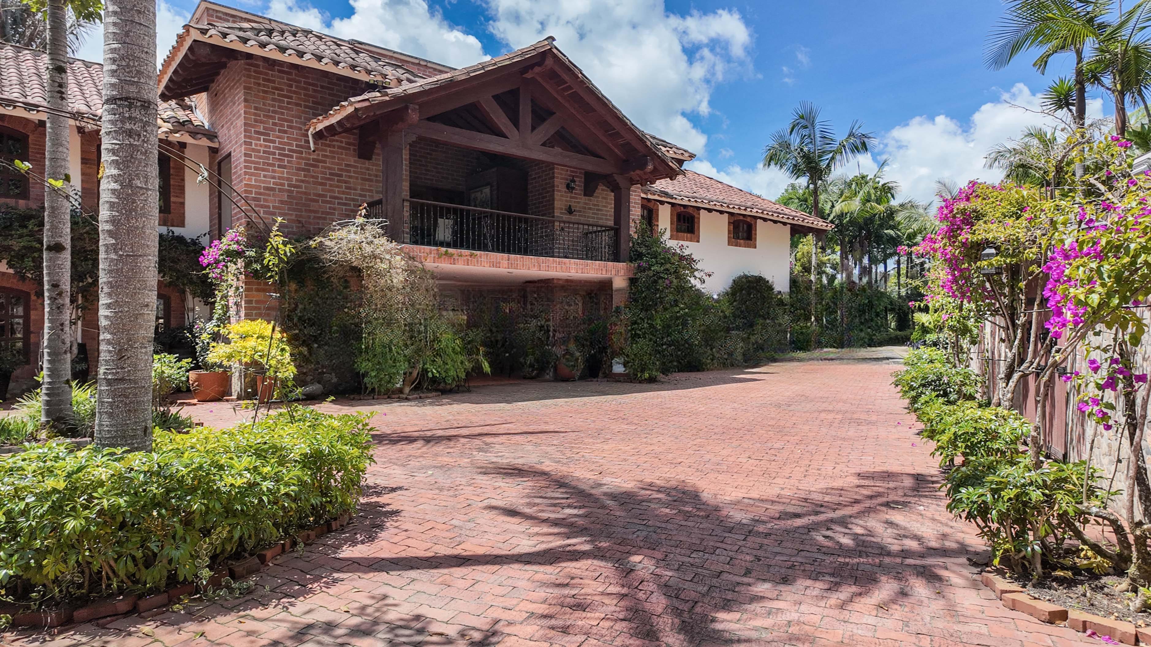 Casa finca con caballerizas para venta en El Retiro