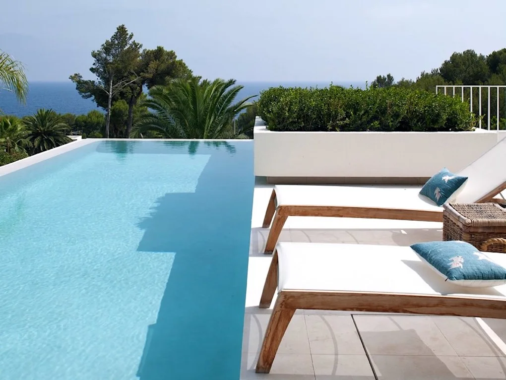 Designer-Villa mit herrlichem Meerblick in Costa de los Pinos