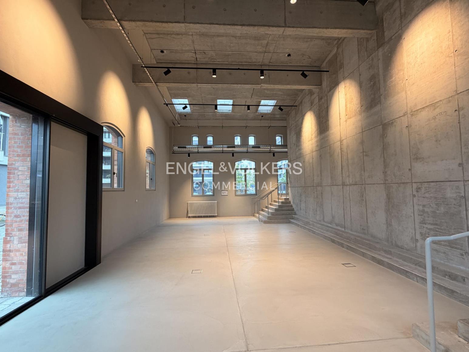 Außergewöhnliche EG-Fläche in Berlin-Mitte – ideal für Showroom & Konzepte
