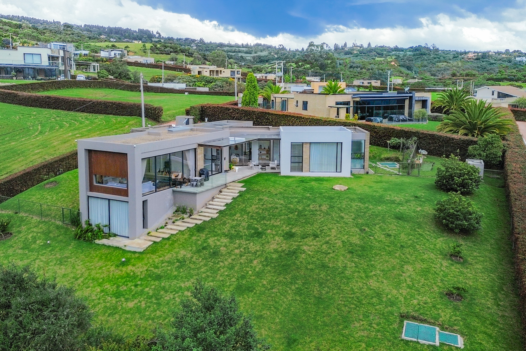 Casa campestre para venta en Yerbabuena, Sopó