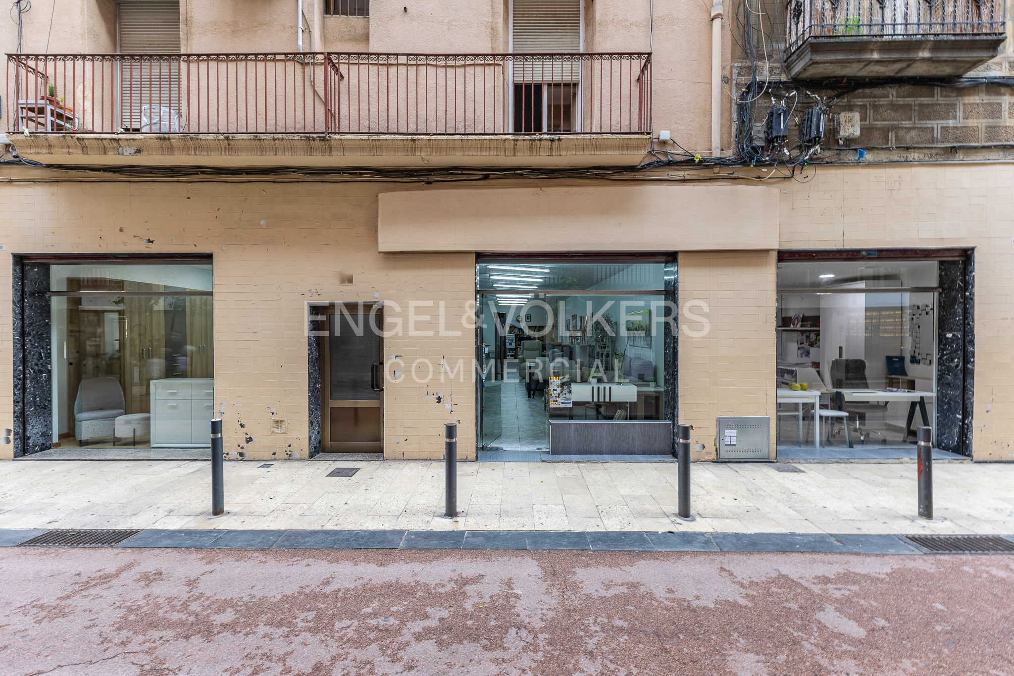 Venta Local Comercial en c/ Marià Aguilò en Poblenou