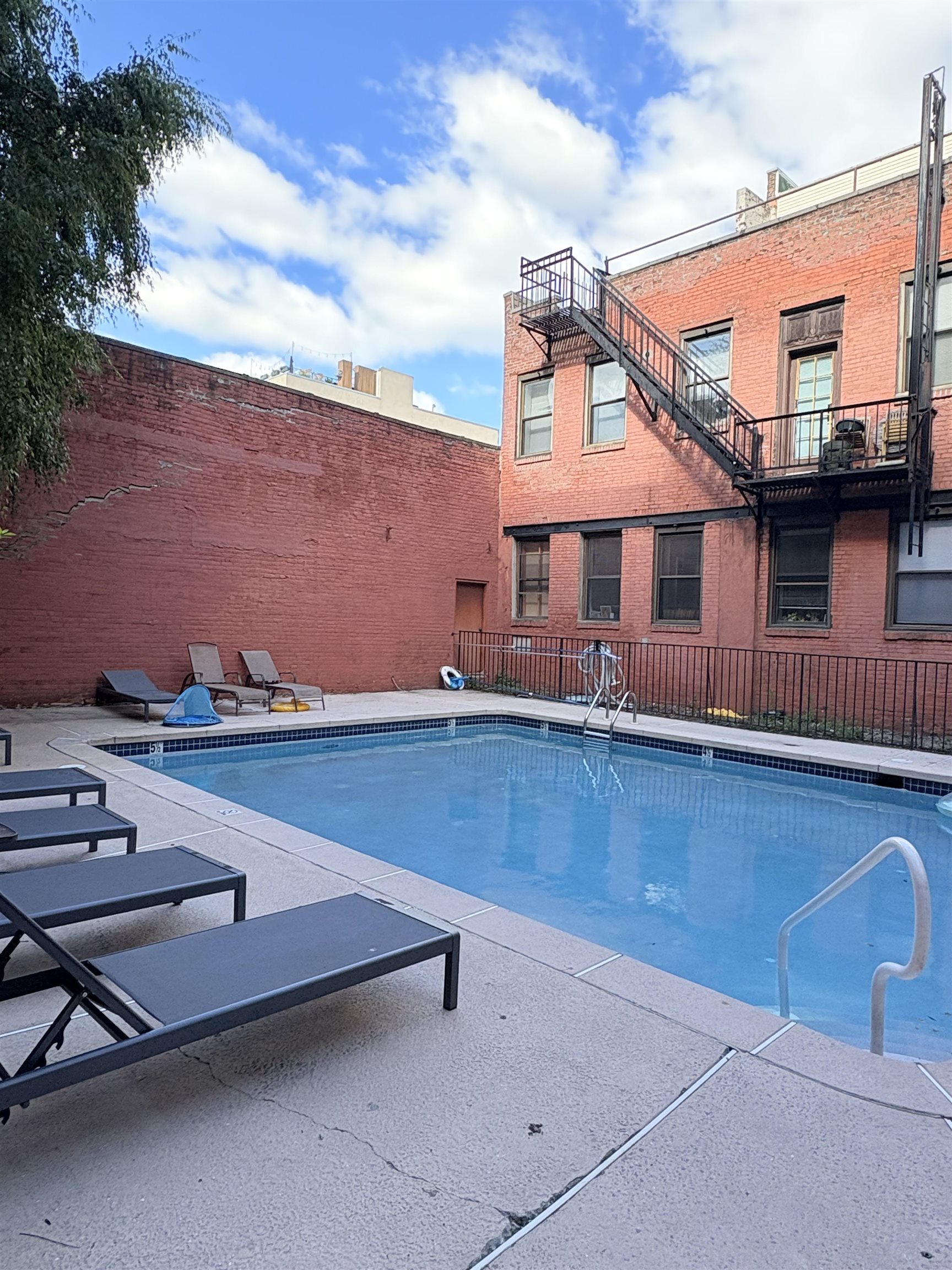 Loft-Style Condo With Access to the Communal Pool!