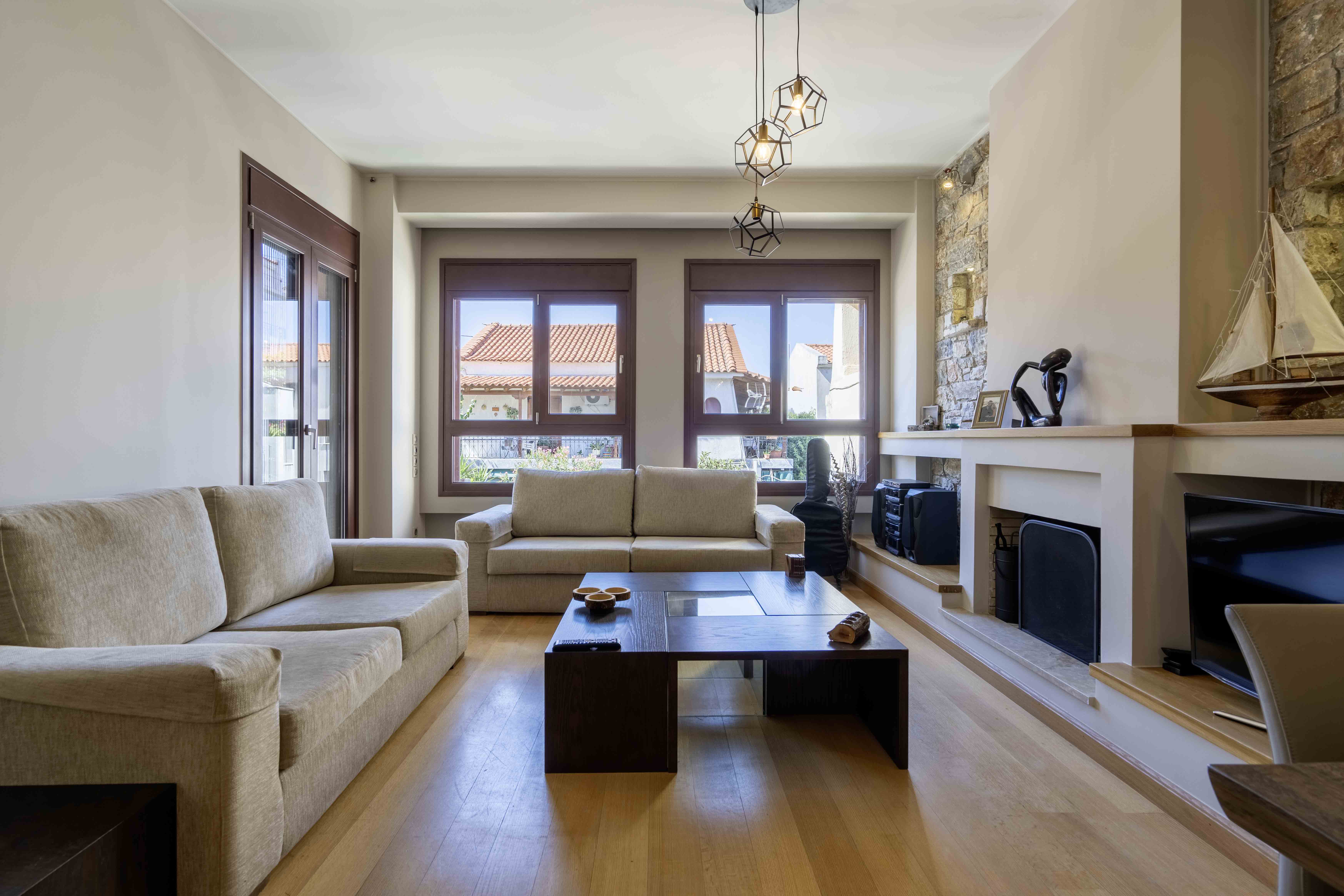 Exceptional detached house 265 sq.m with terrace