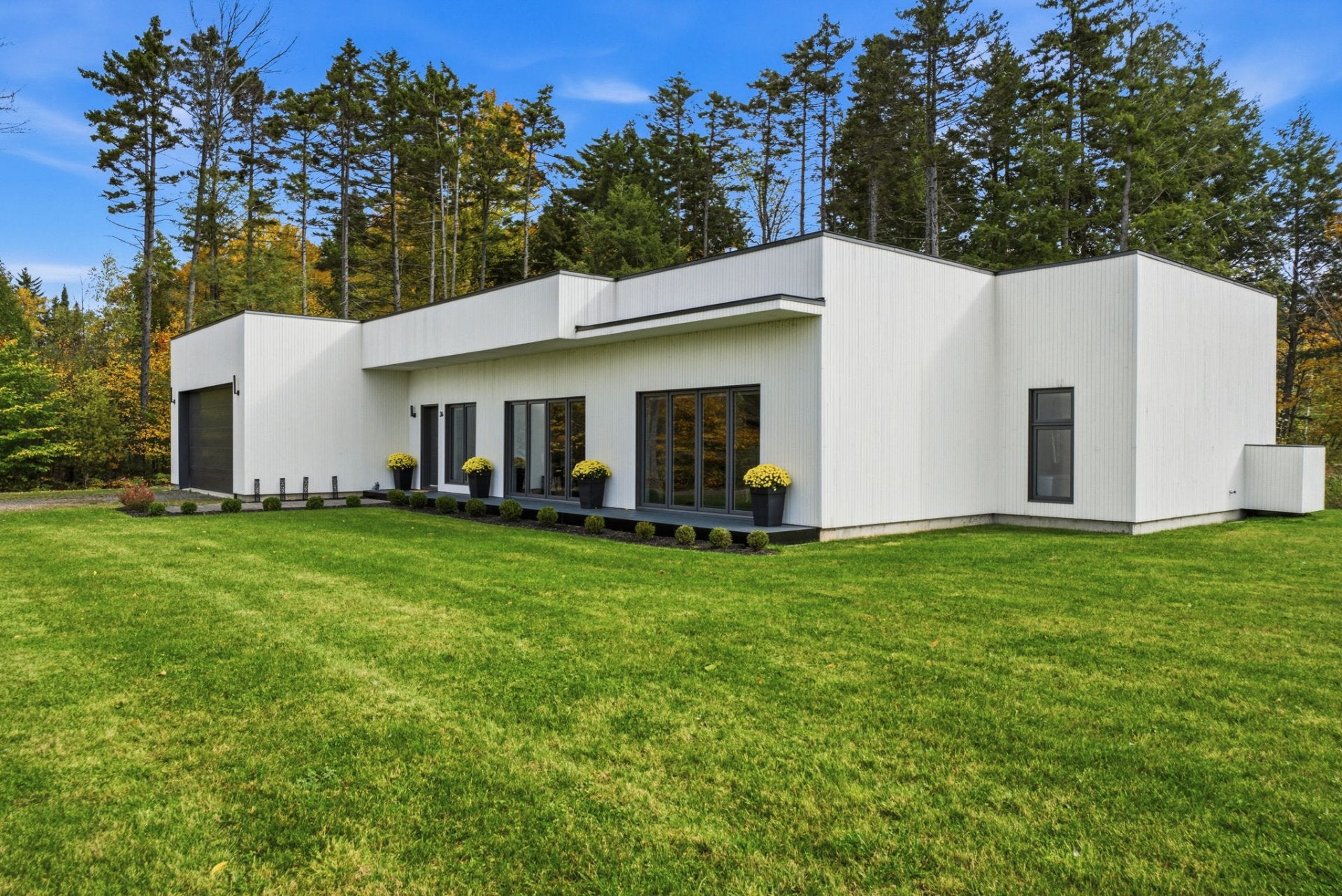 Contemporary Retreat with Deeded Brome Lake Access