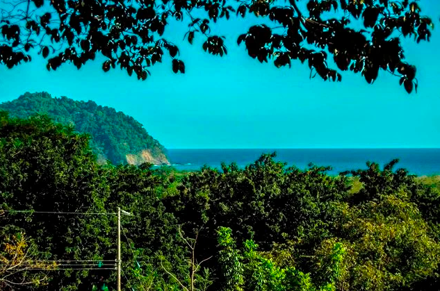 La Reserva Camaronal: Ocean Views and Ideal Building Site