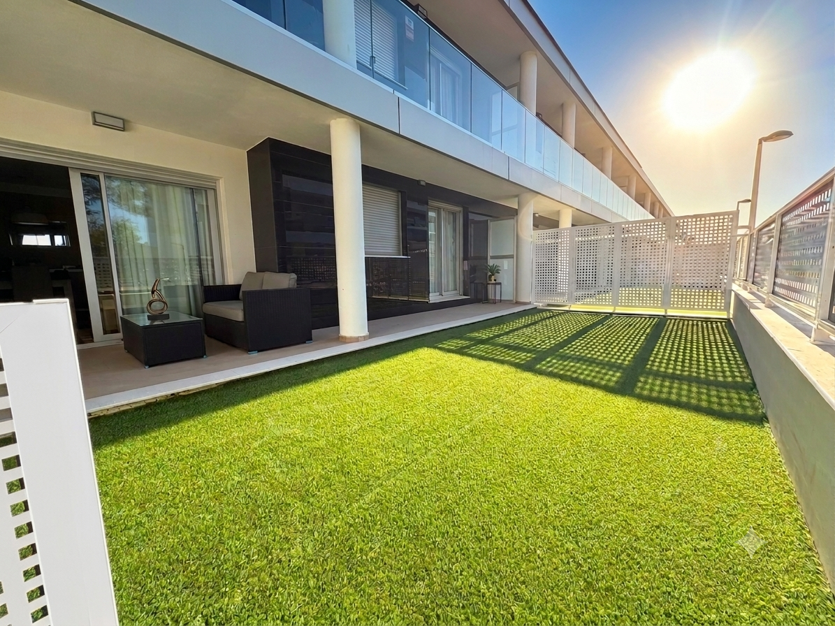 Exclusive living steps from the Mediterranean in Torrelasal