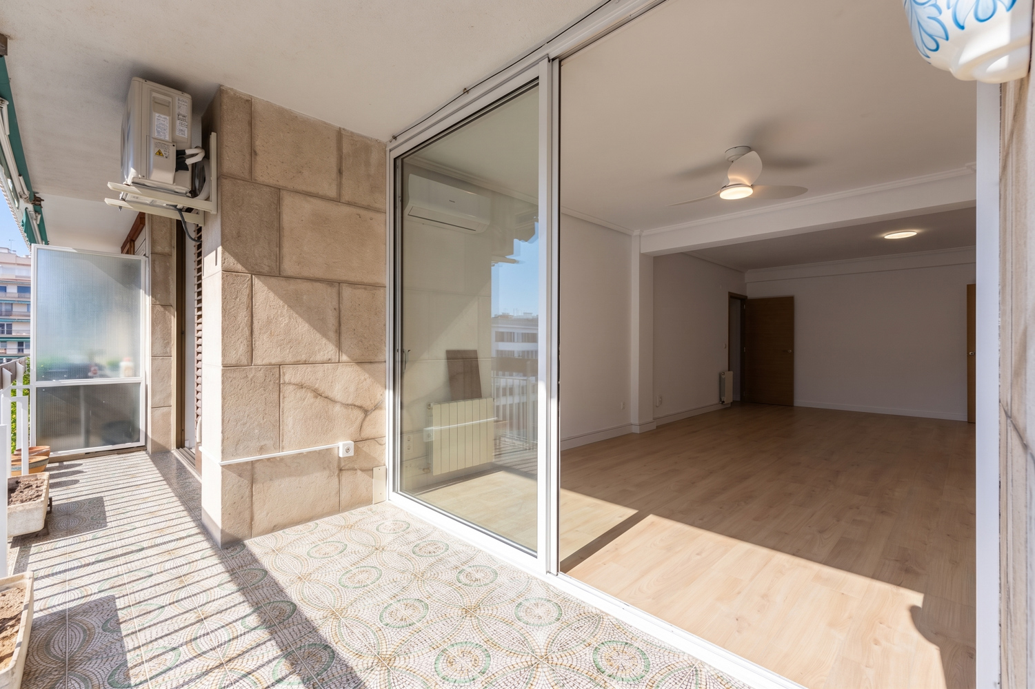 Spacious apartment, newly renovated, in La Petxina
