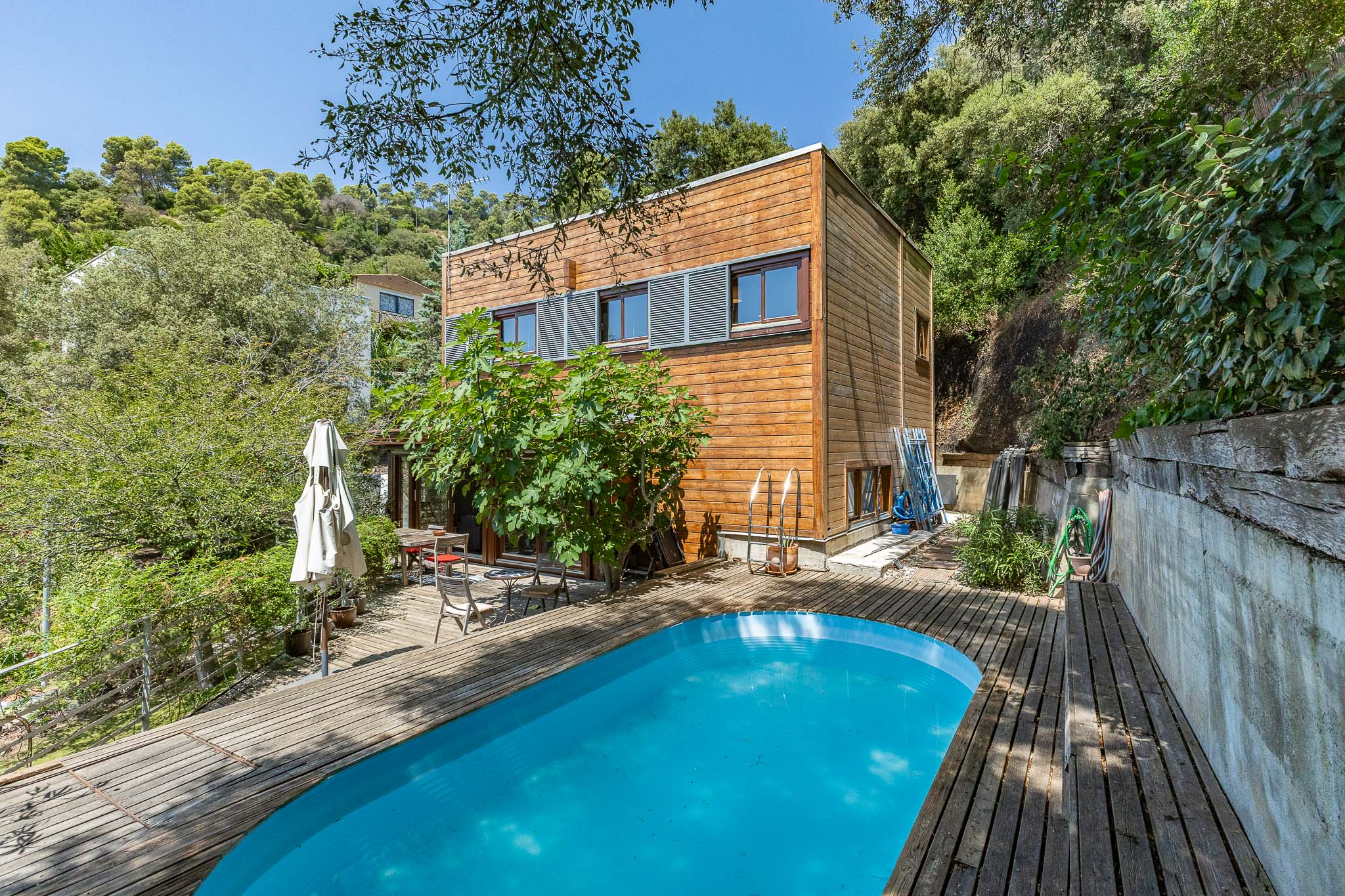 Charmantes finnisches Haus mit Pool im Herzen der Collserola