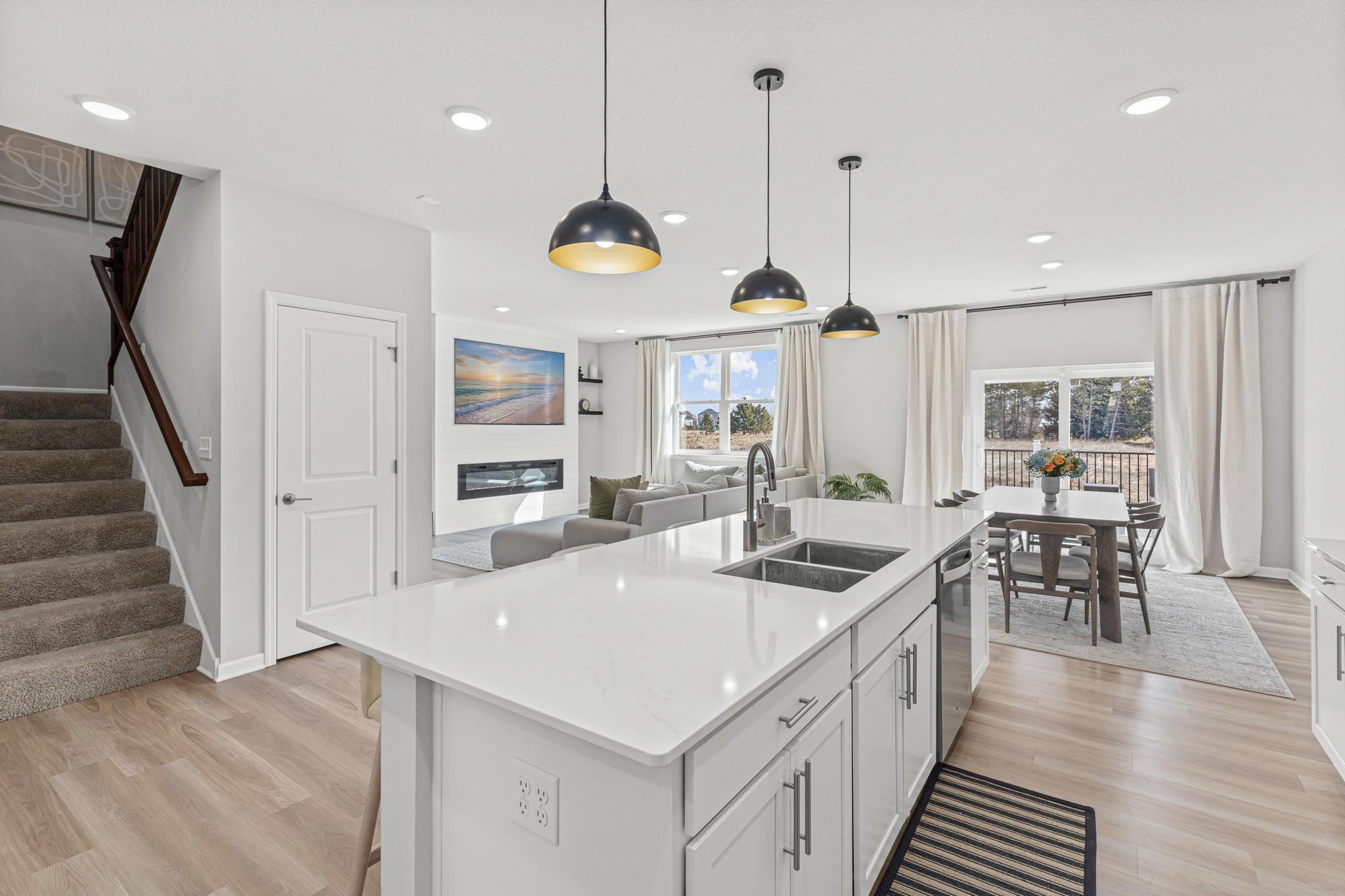 Executive 5-BR Blaine Home: Butler’s Pantry & Mudroom