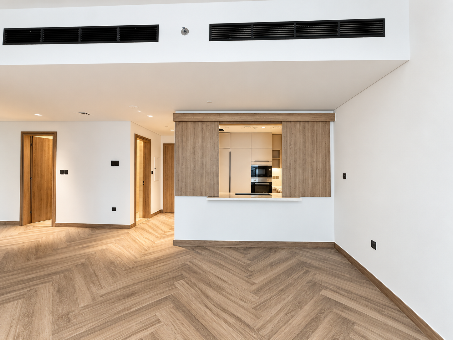 Premium Finishes | Low Floor | Brand New
