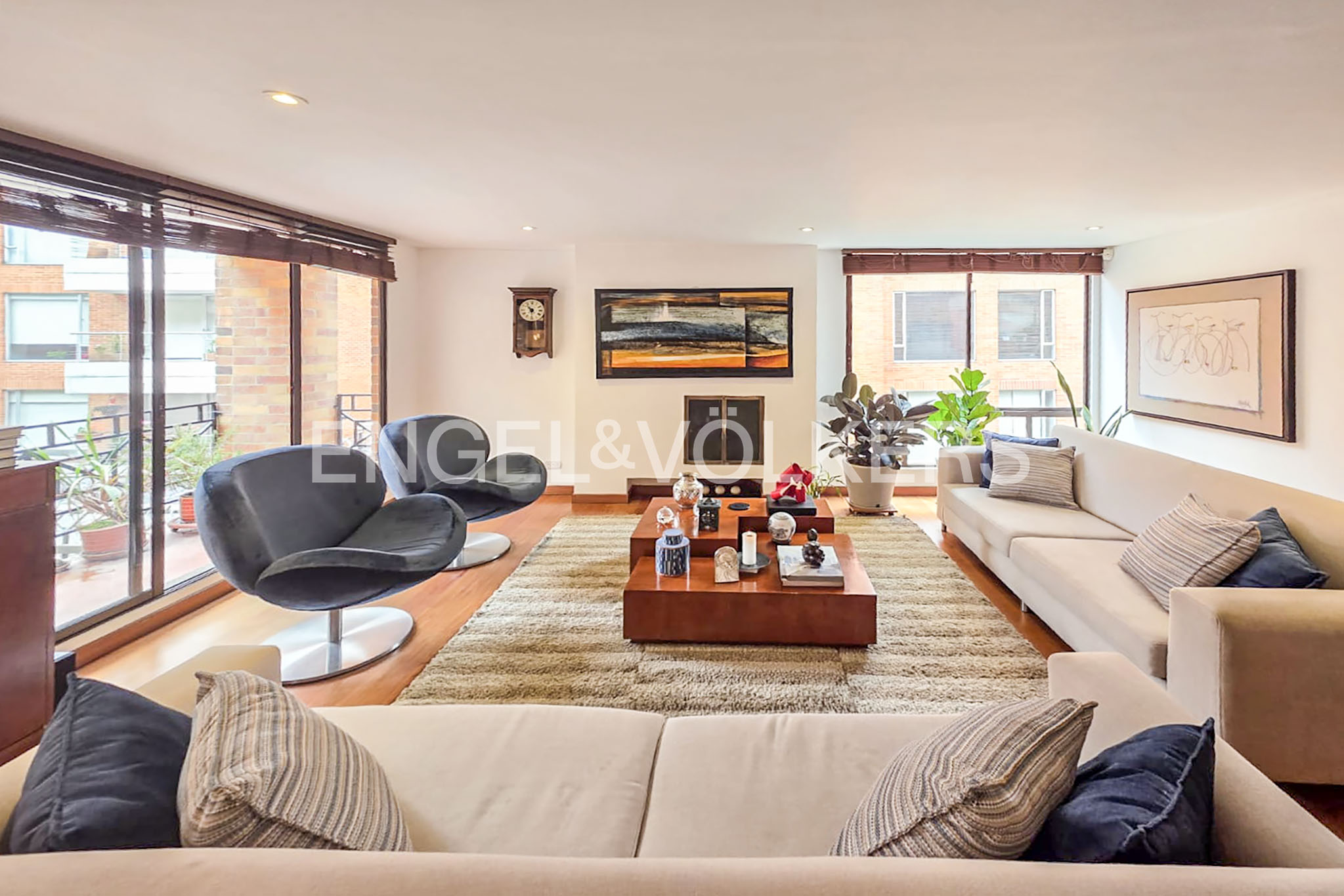 Apartamento iluminado para venta en Chicó Navarra