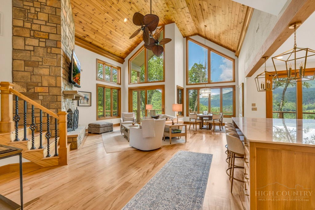 Where Mountain Elegance Meets Effortless Living.