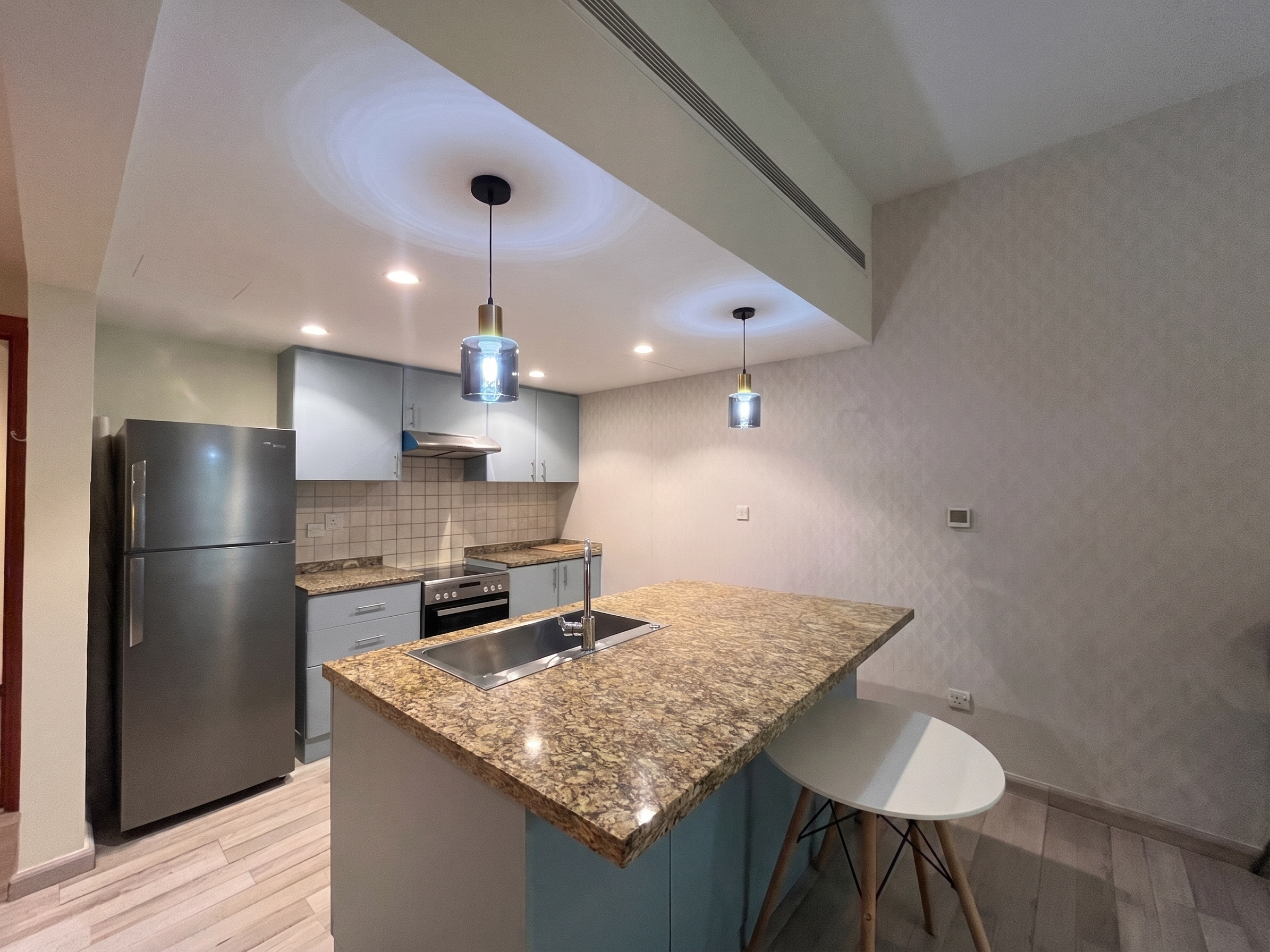 Furnished l Vacant l Garden View