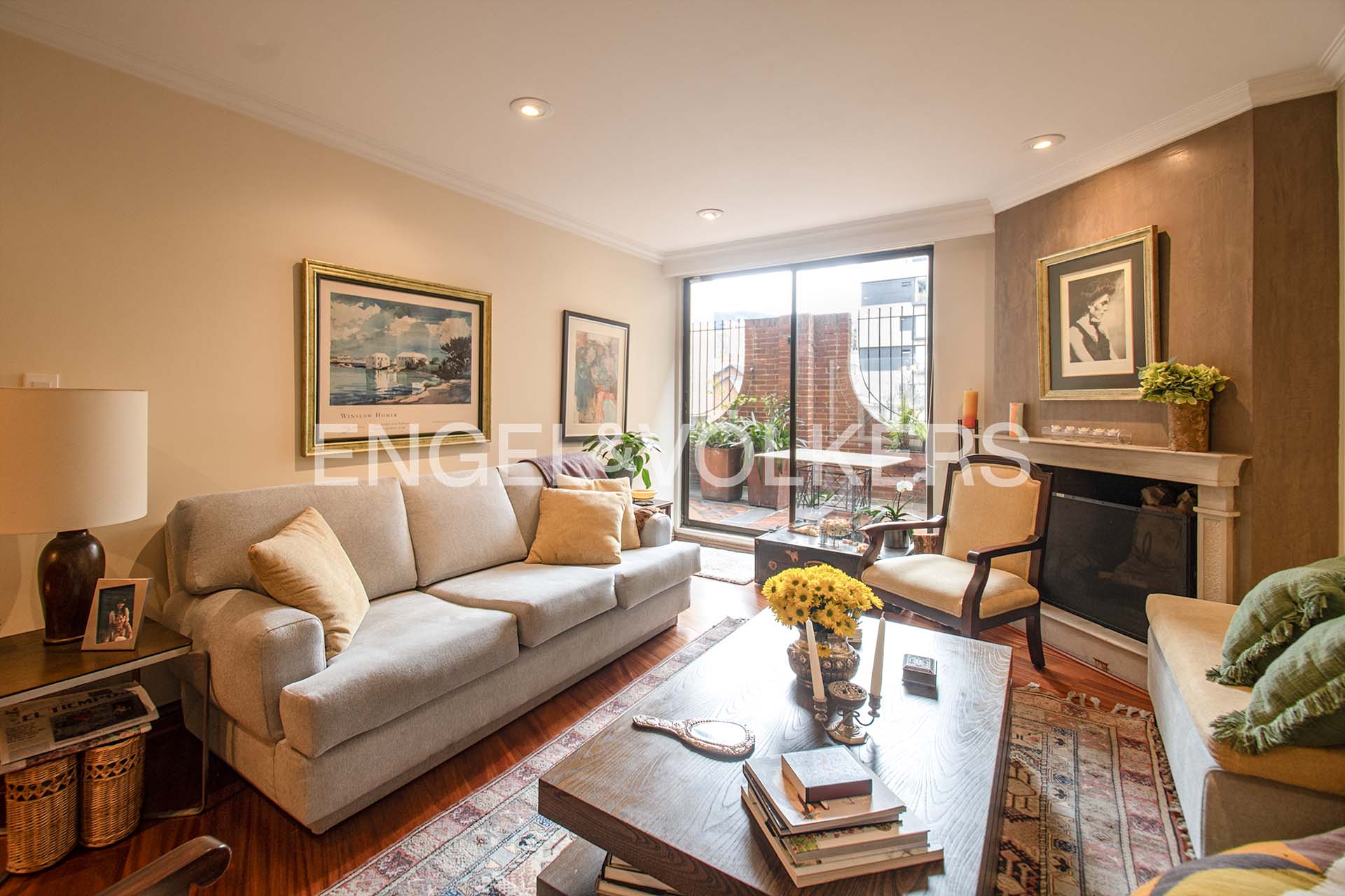 Apartamento con terraza para venta en San Patricio
