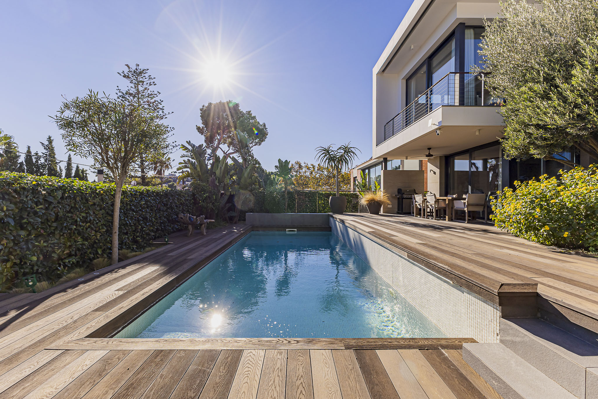 Designer house with pool and garden in Montemar, near the beach