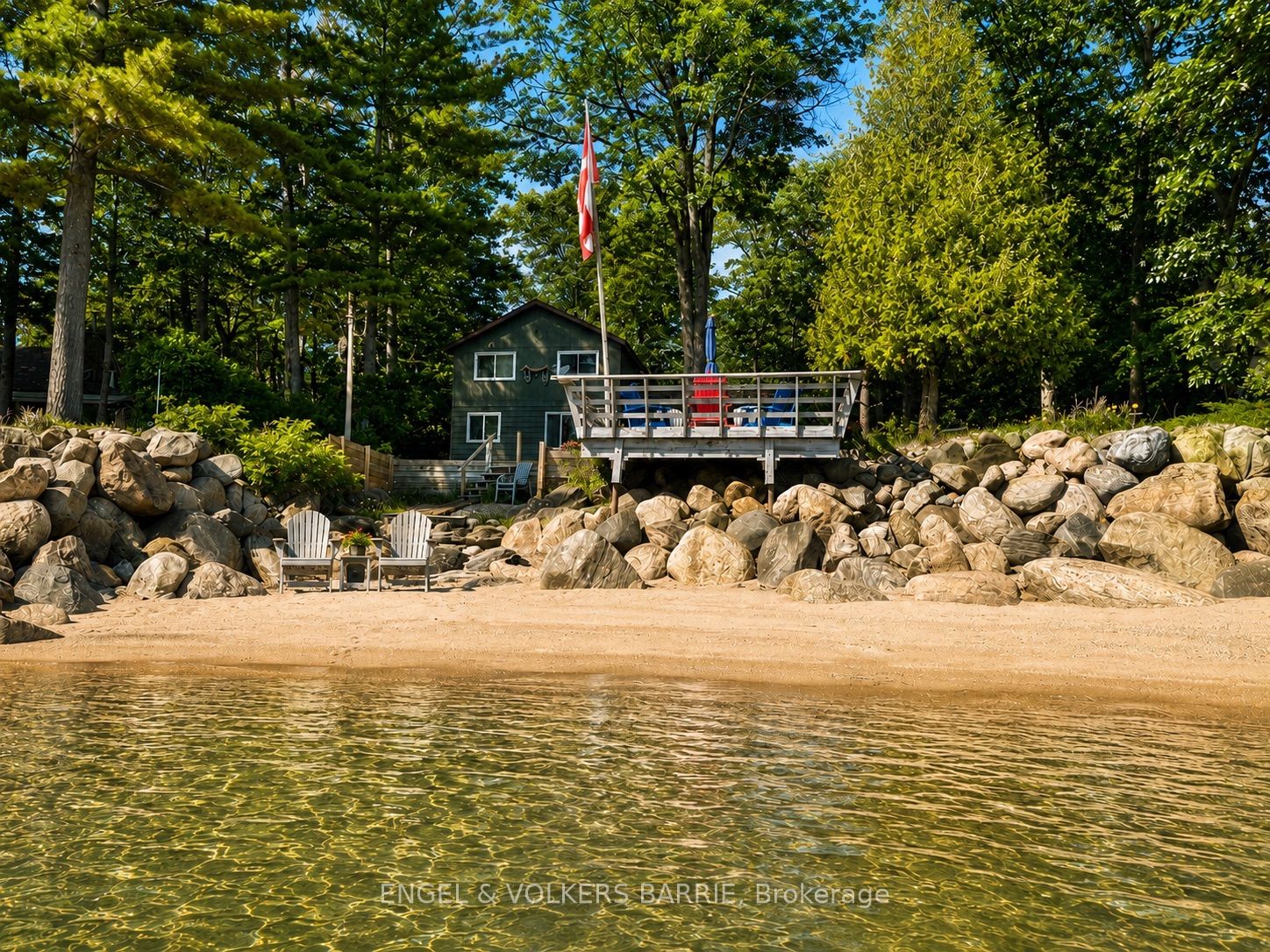 Gorgeous Lot on the Beach in Tiny!