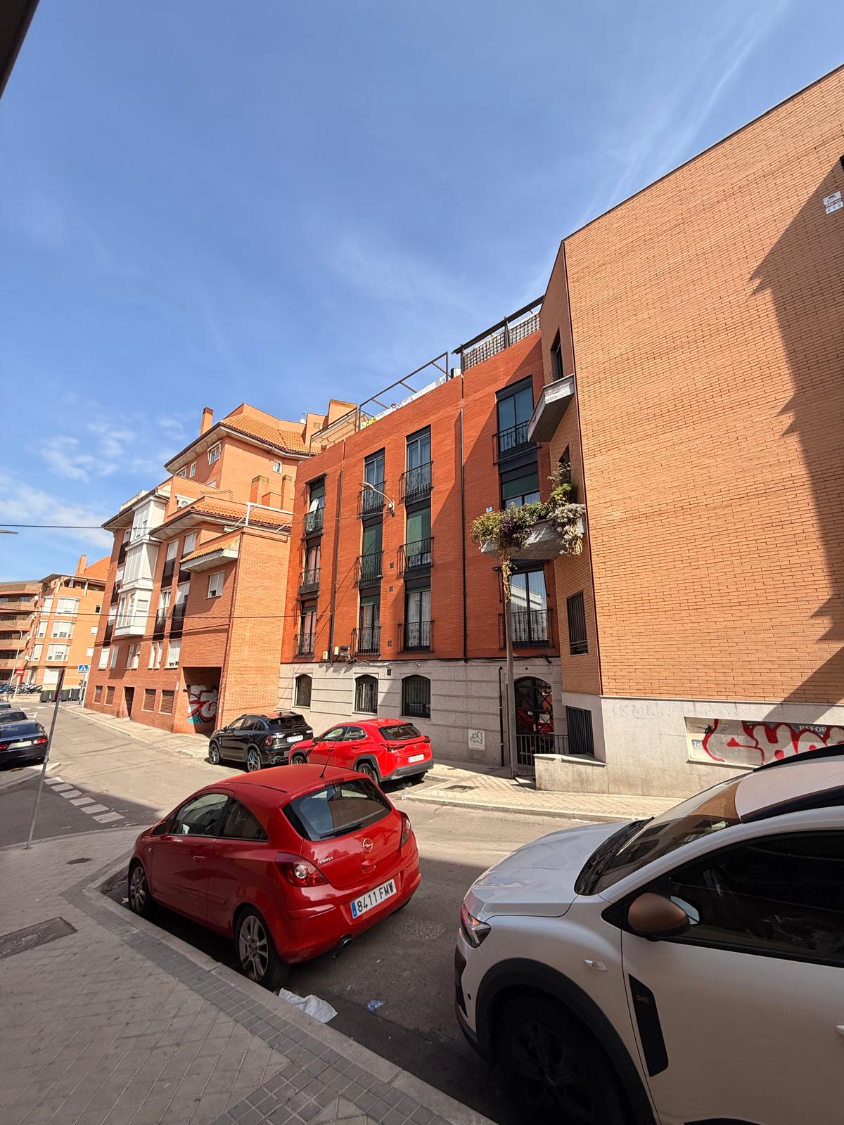 ¡ LUMINOSO ATICO DUPLEX A 3 MINTOS DE BRAVO MURILLO!