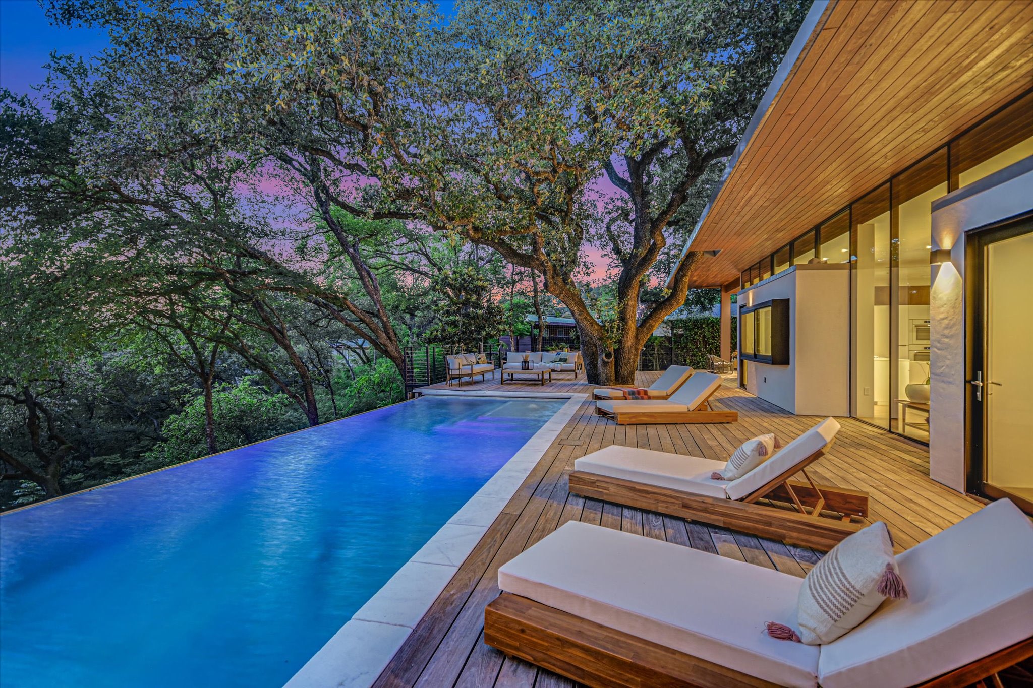 Modern Zilker Estate Minutes From Downtown Austin