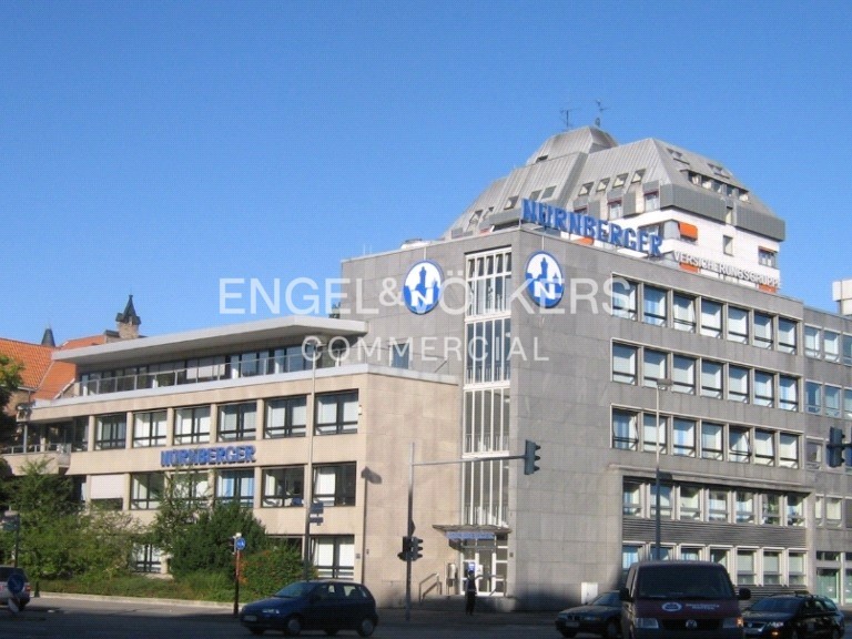 Zentrale Bürofläche zu vermieten