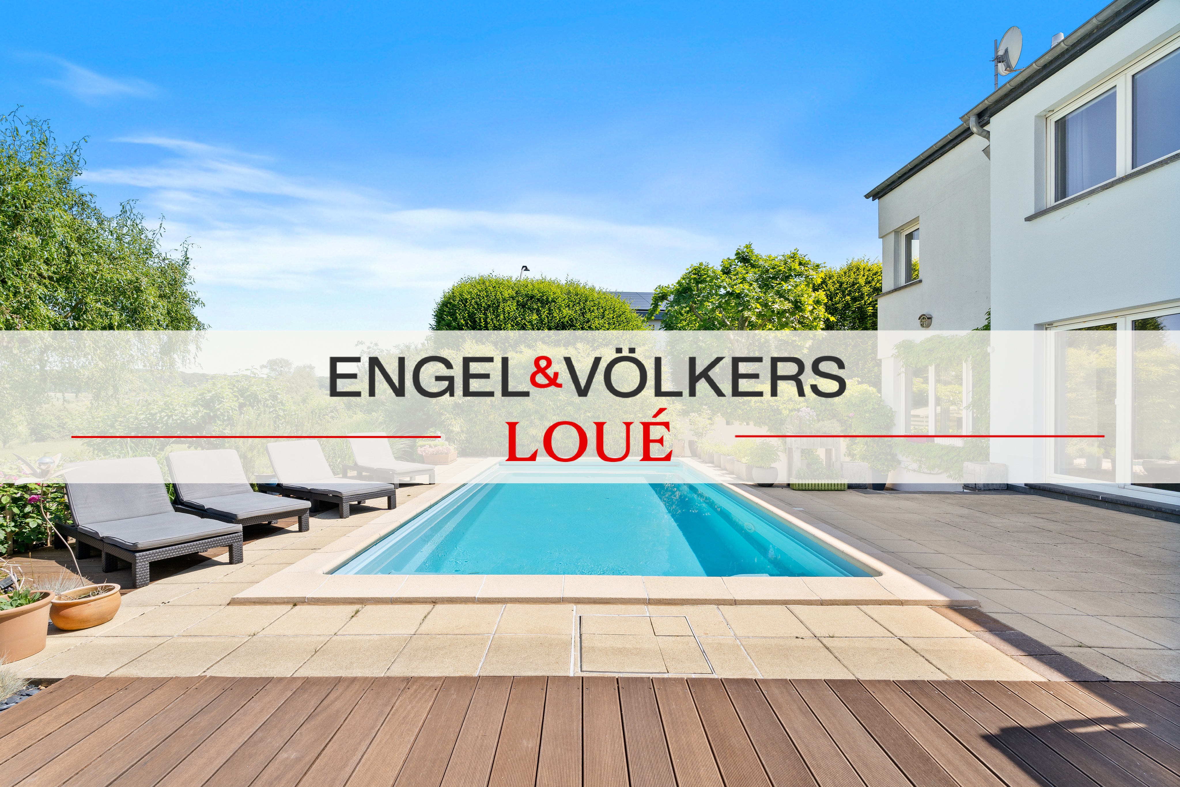 Contemporary property with outdoor pool and unobstructed countryside views in Niederanven