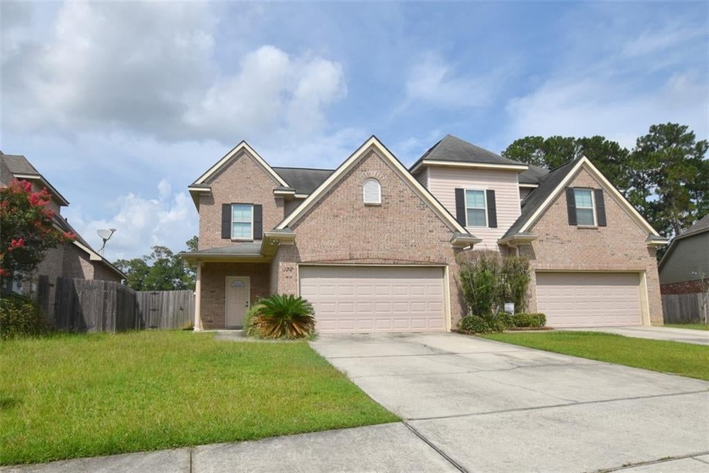 Move-In Ready Home with First-Floor Primary Suite