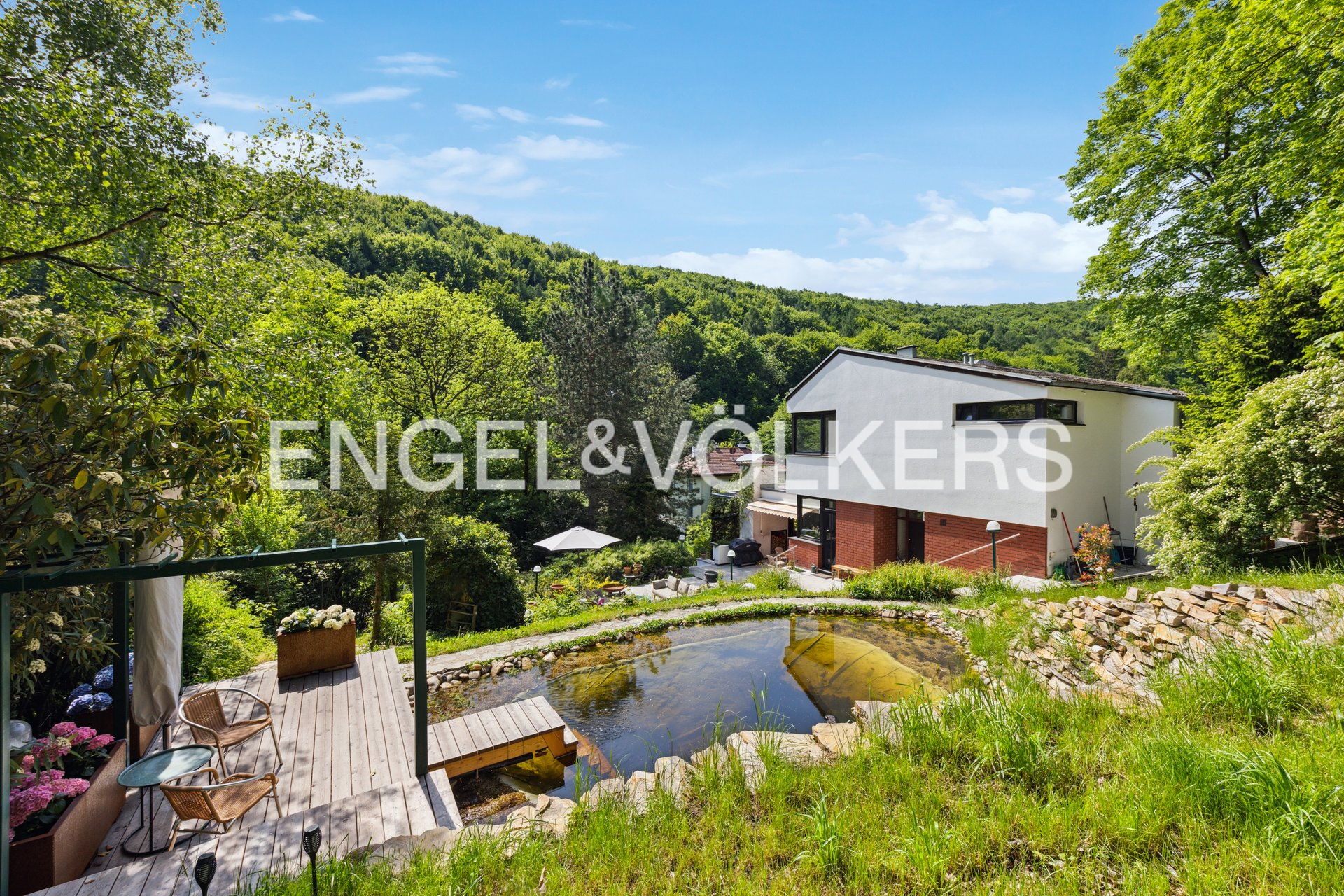 Living with a View  – Design Meets Nature at the Edge of Vienna