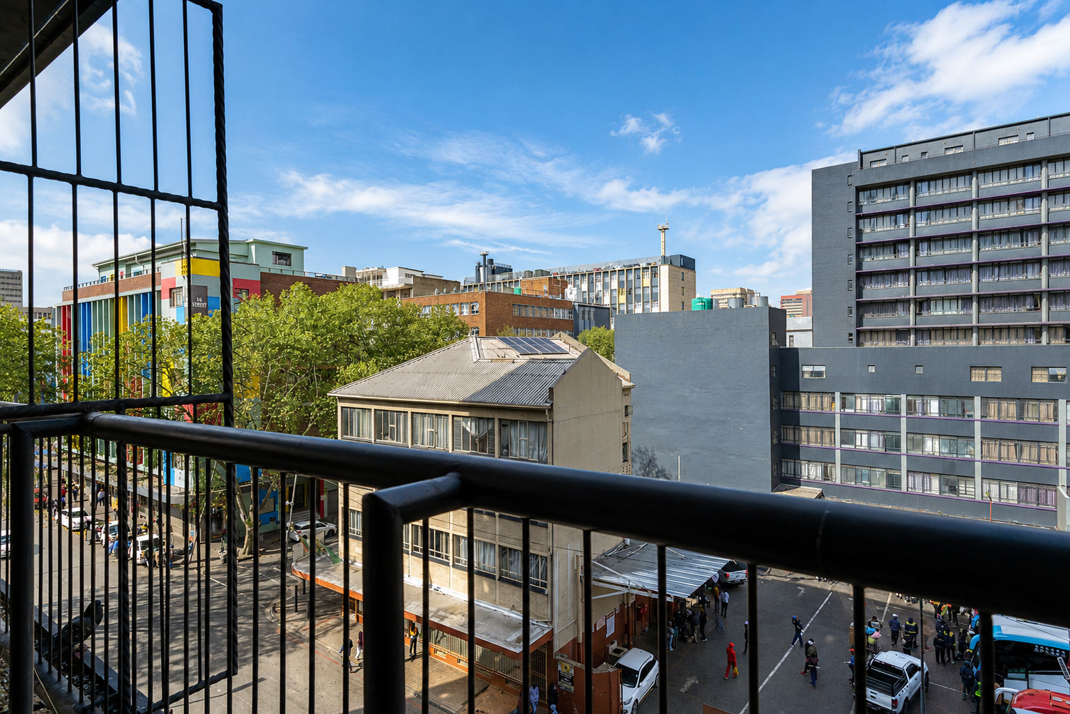Modern 1-Bedroom Apartment at The Liberty – Johannesburg CBD Braamfontein