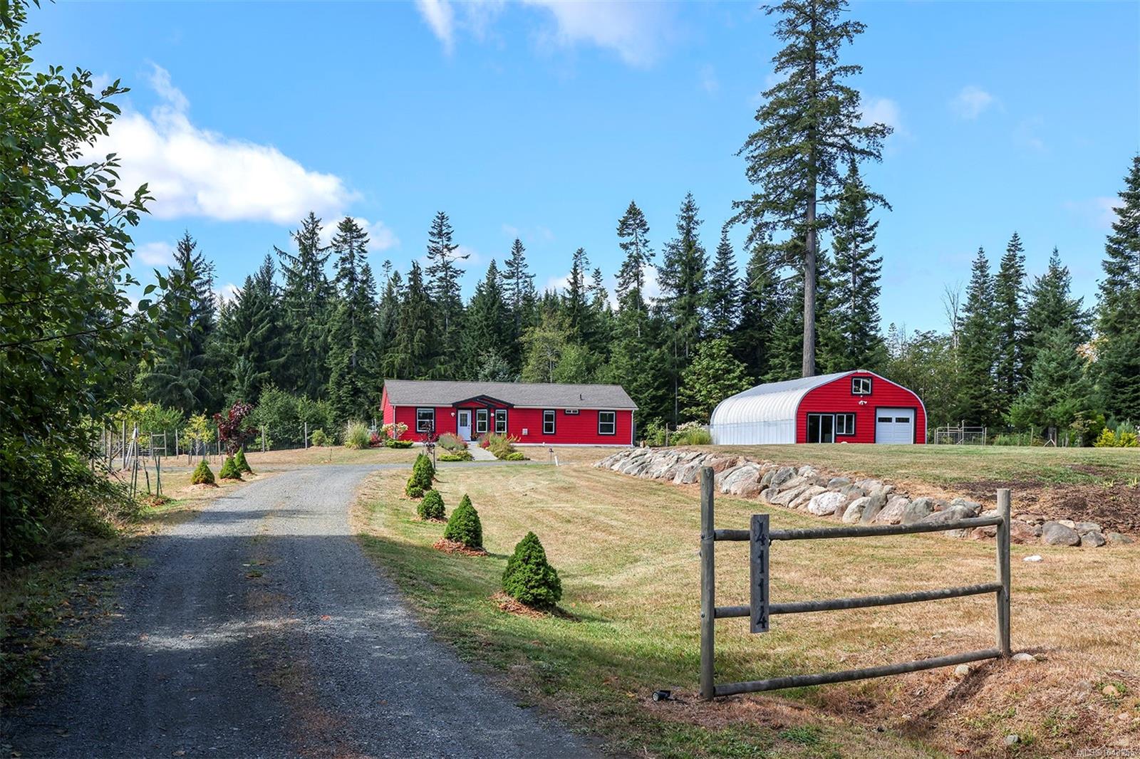 Experience this 20+ acre property featuring ocean views!