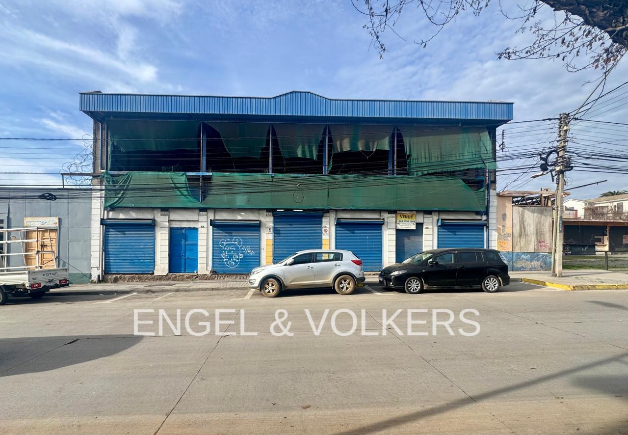 Edificio comercial con gran potencial de desarrollo en el centro de Llolleo