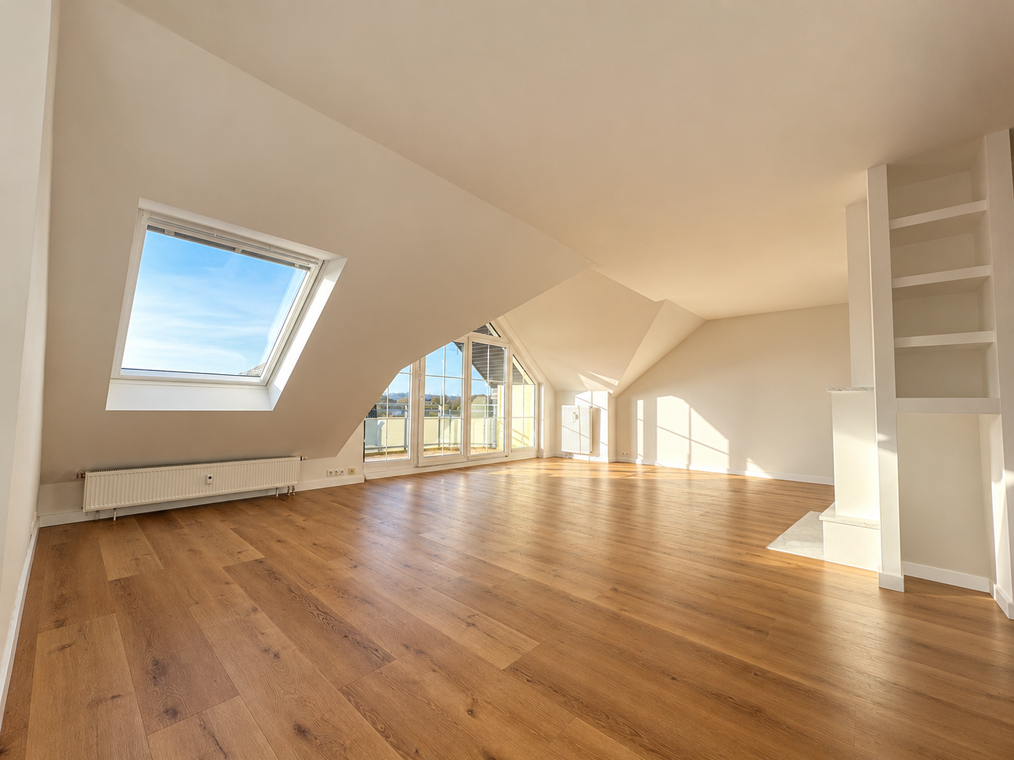 Exklusive 3-Zimmer-Maisonettewohnung mit Balkon, Einbauküche und Garage in Toplage