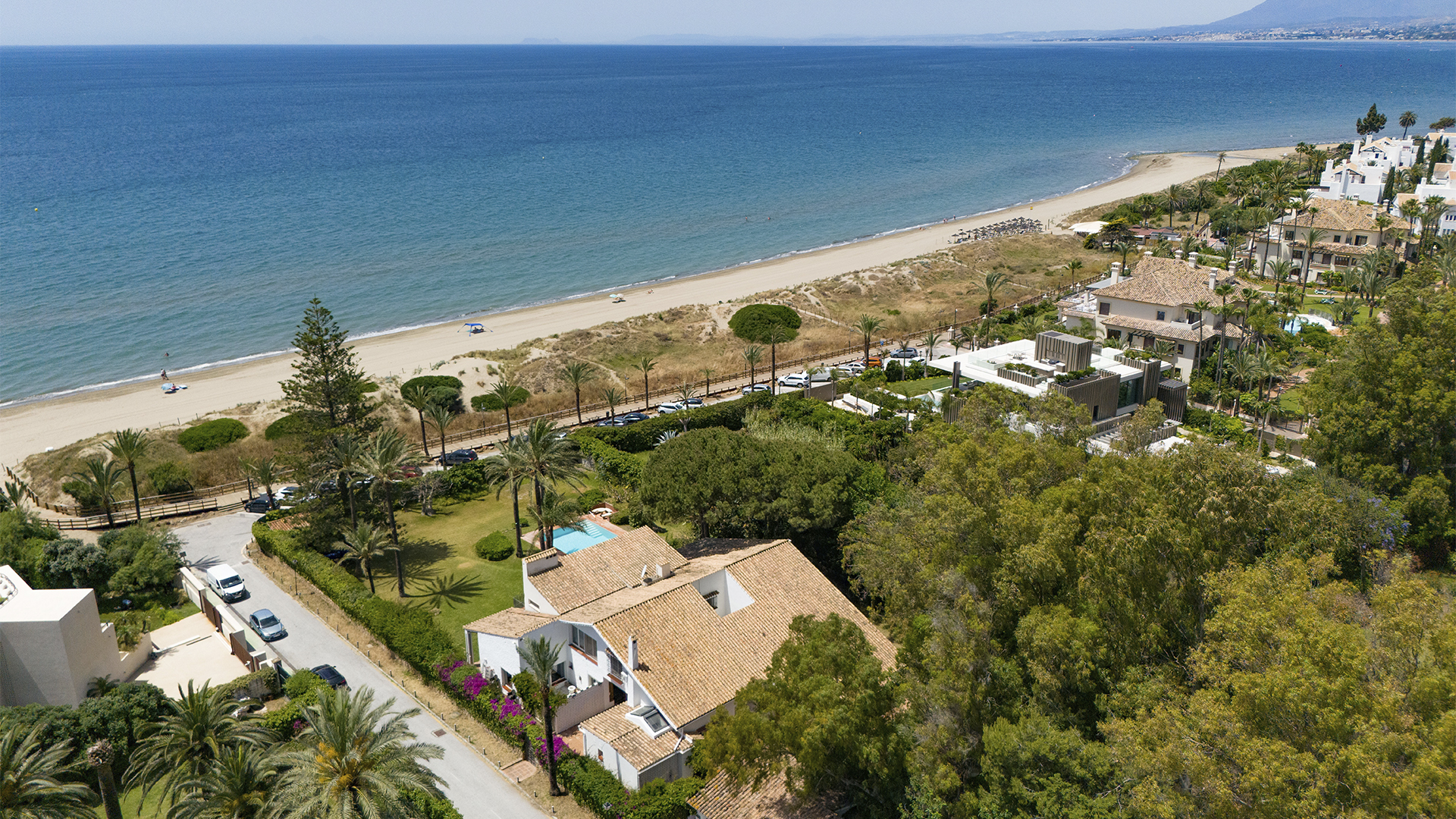 Einzigartiges Objekt zur Errichtung einer Strandvilla am Meer in Reserva de Los Monteros
