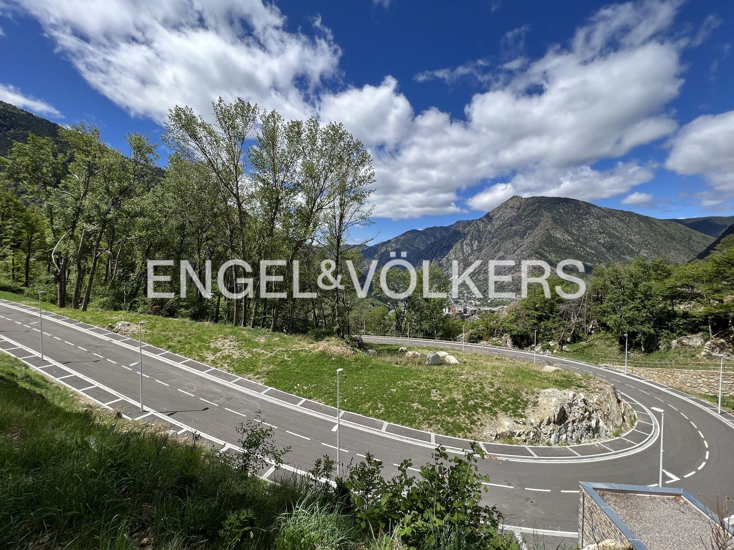 Parcela con vistas espléndidas en Escaldes