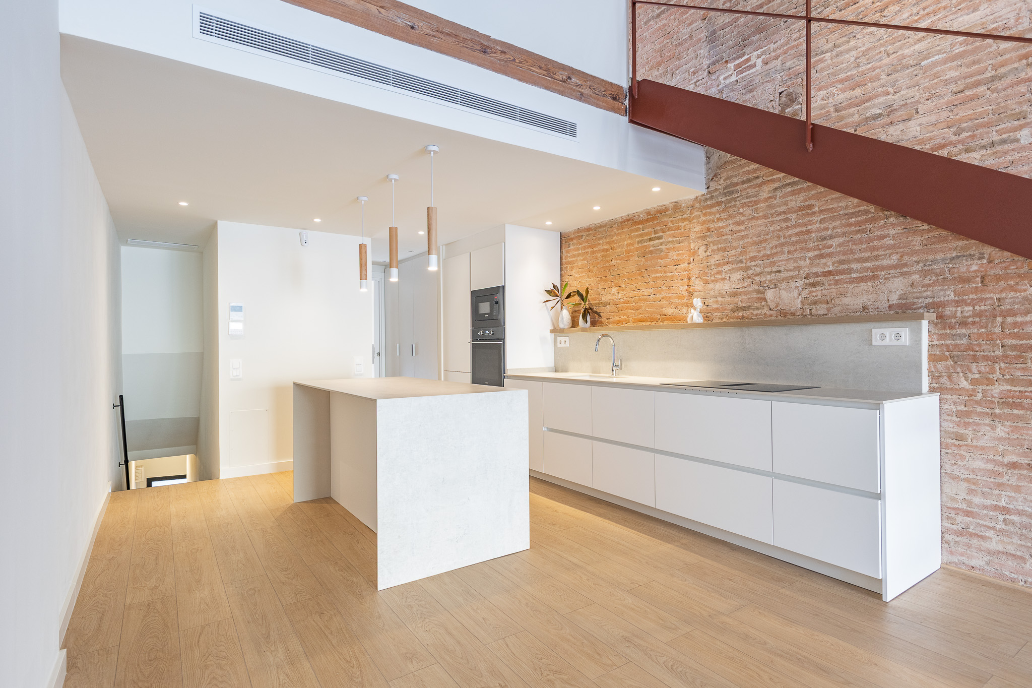 English house with lots of glamour in central Sabadell