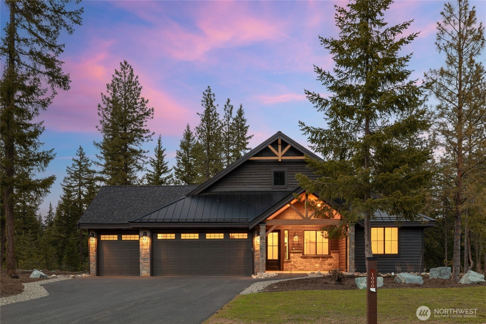 Built By Premium Homebuilder Landed Gentry in Tumble Creek