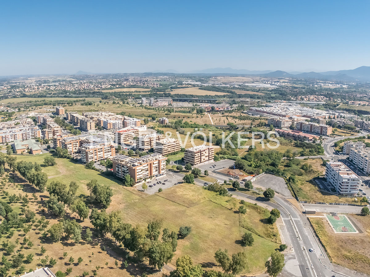 Non-residential real estate development opportunity in the Tor di Nona area