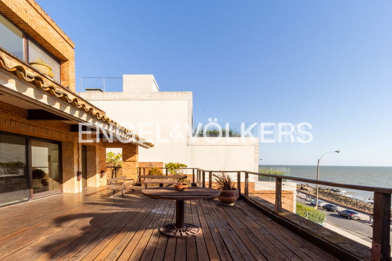 Unique house the most exclusive of Montevideo