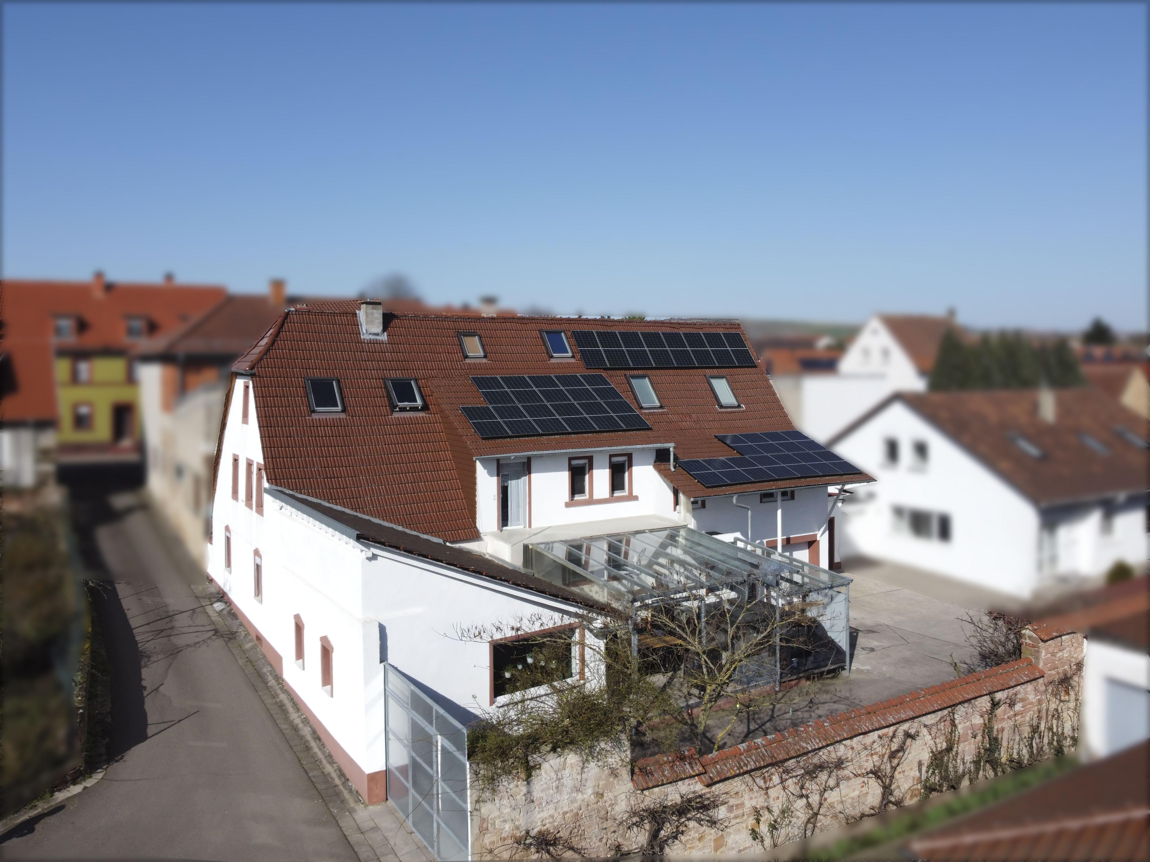 Modernes Fachwerkhaus in Eisenberg mit Option zu einem Zweifamilienhaus!