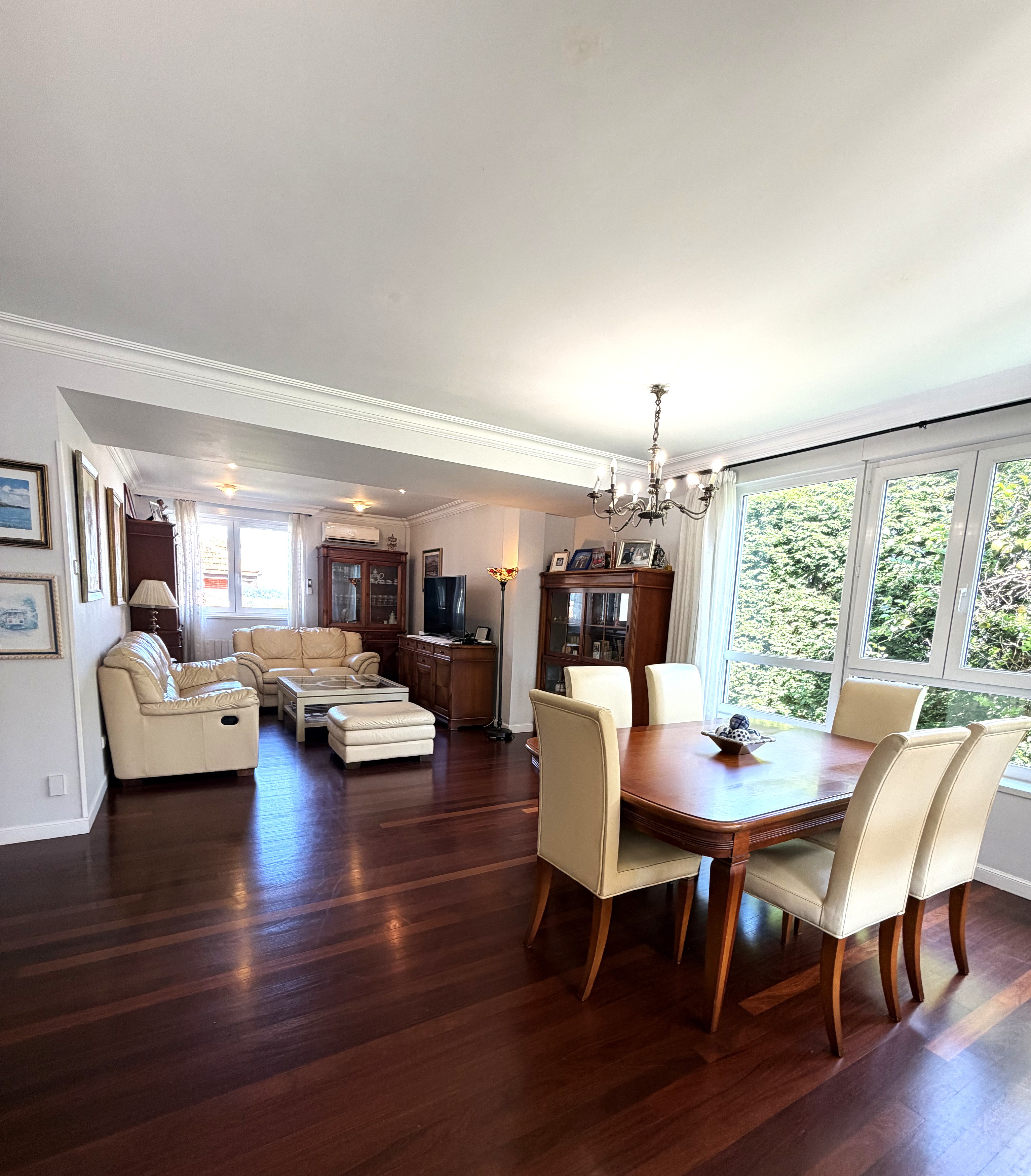 Magnificent villa in Sta. María de Getxo