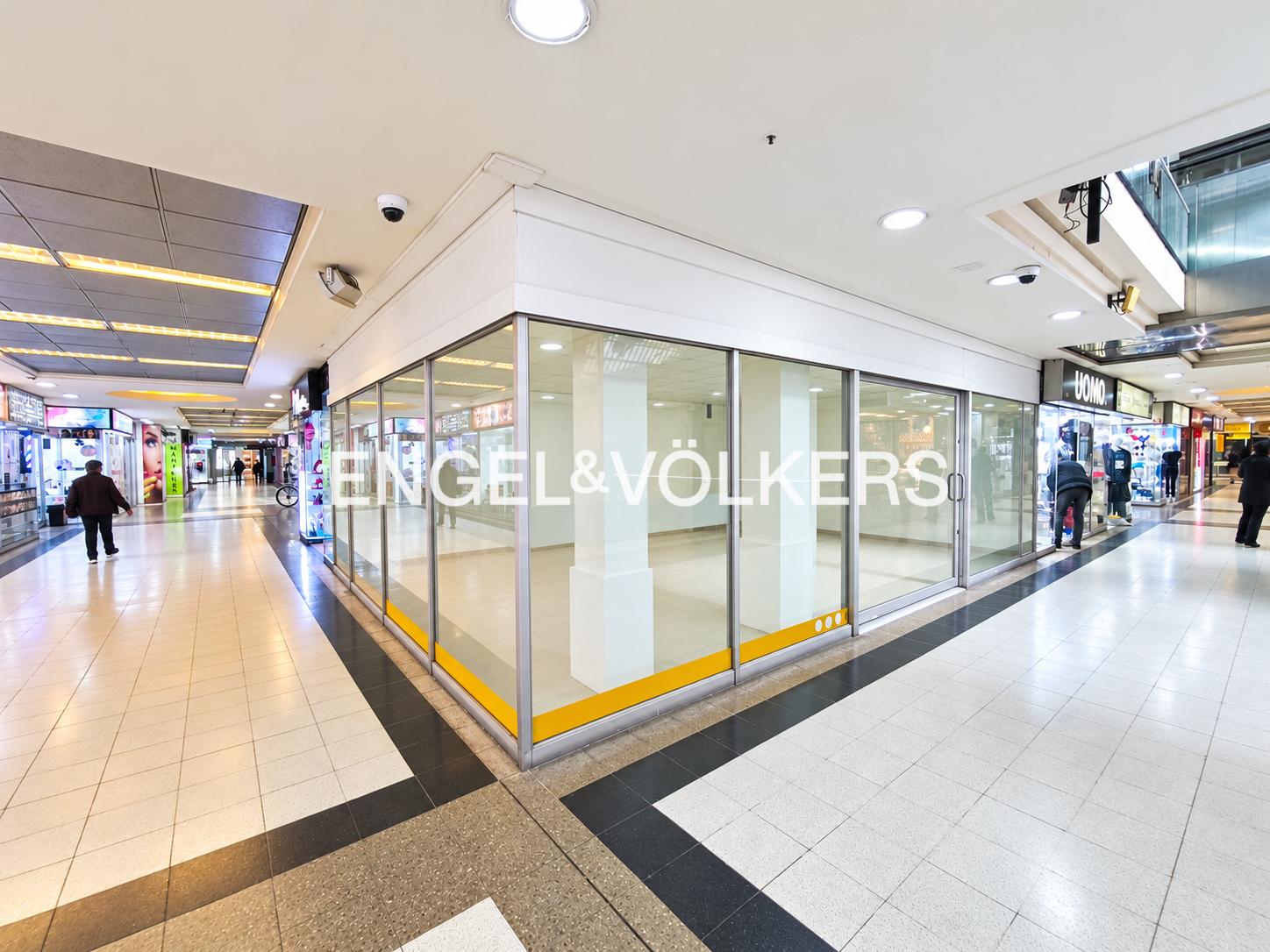 Local Comercial Galería Matías Cousiño